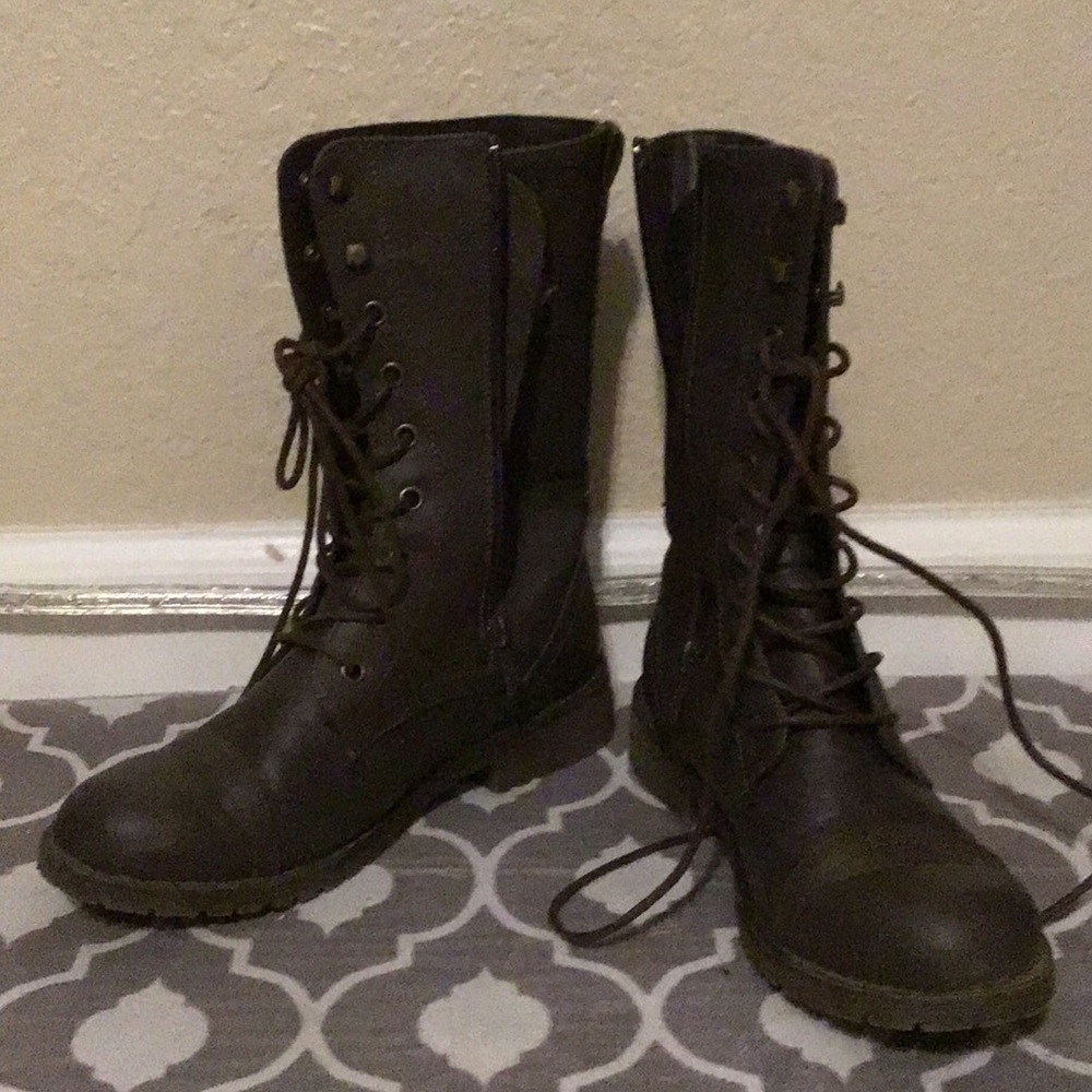 High Top boots